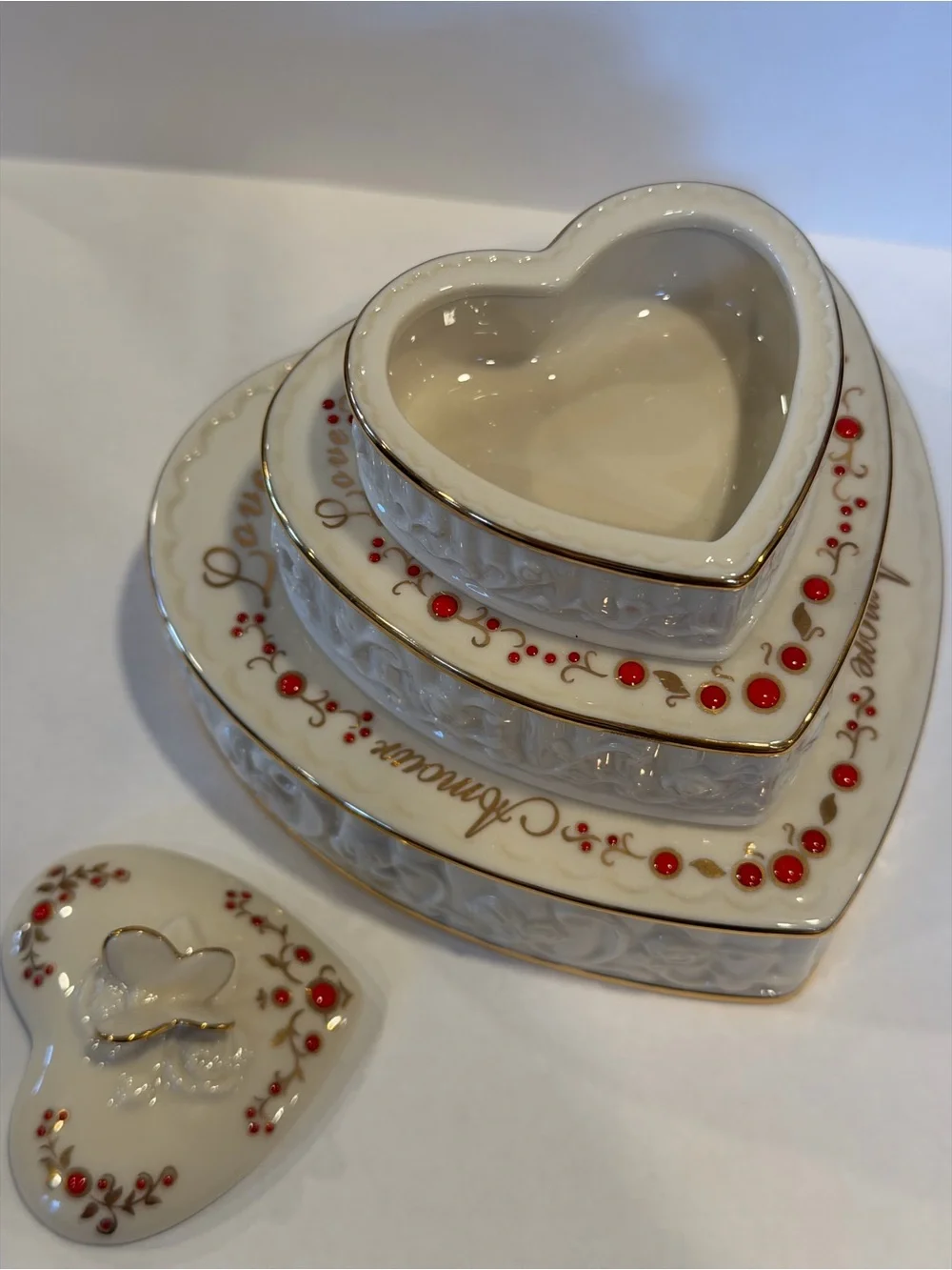 Lenox elegant white